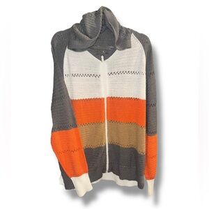 Gray and White Zip Up Sweater with Color-Block Design